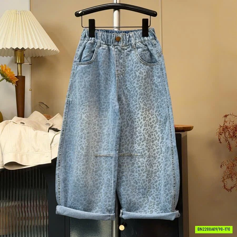 QUẦN JEANS ỐNG RỘNG HỌA TIẾT DA BÁO