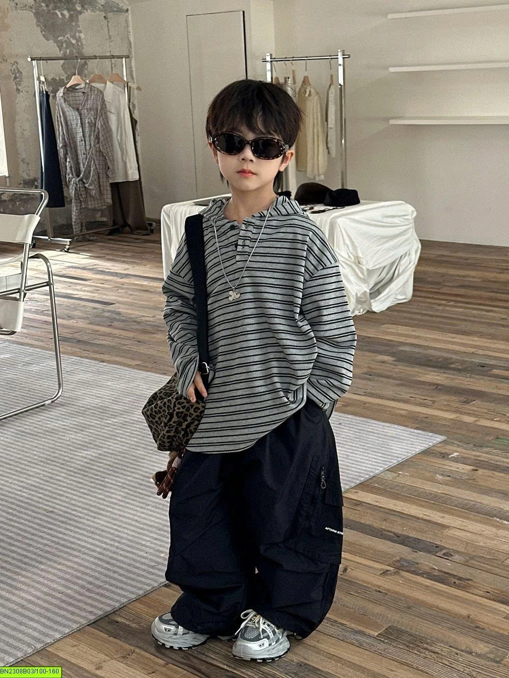 ÁO THUN MỎNG KẺ NGANG LIỀN MŨ