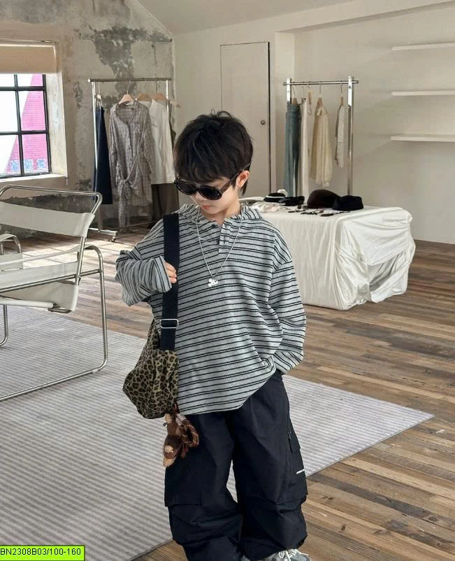 ÁO THUN MỎNG KẺ NGANG LIỀN MŨ