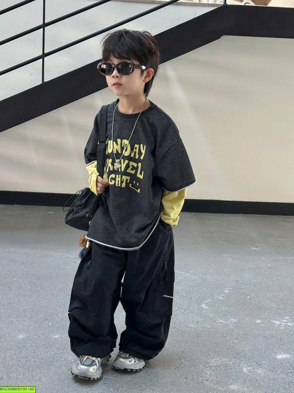 ÁO NỈ XANH THAN IN HÌNH