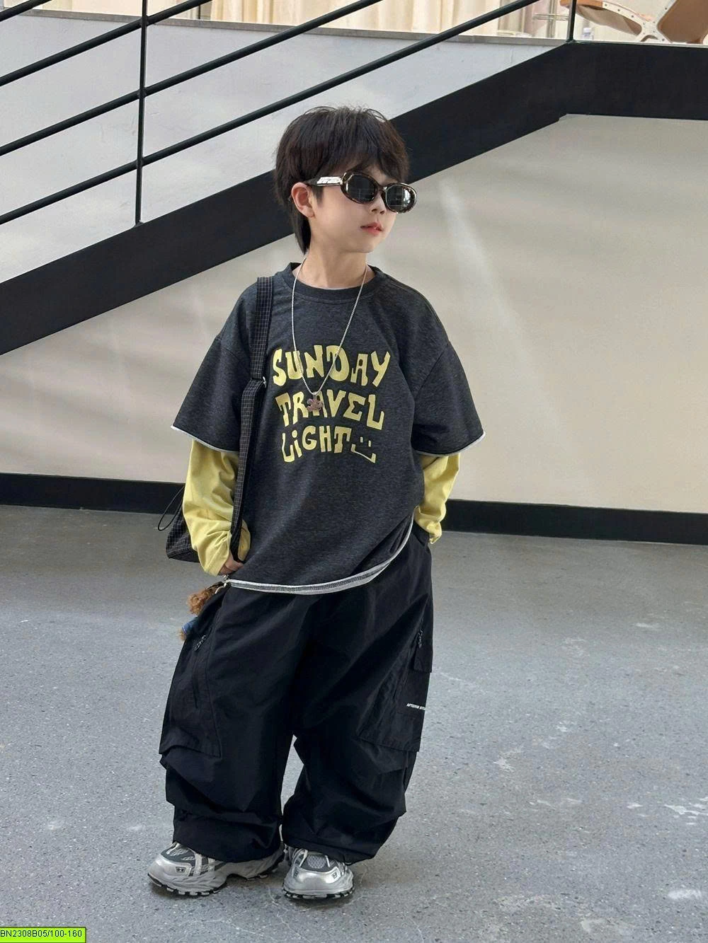 ÁO NỈ XANH THAN IN HÌNH
