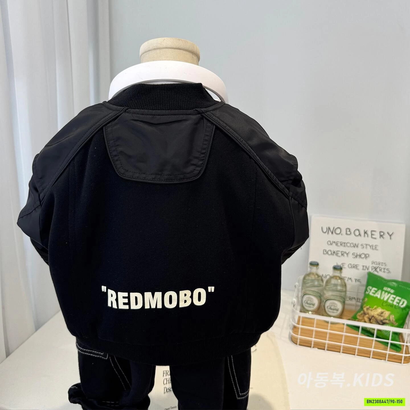 KHOÁC NỈ BOMBER ĐEN