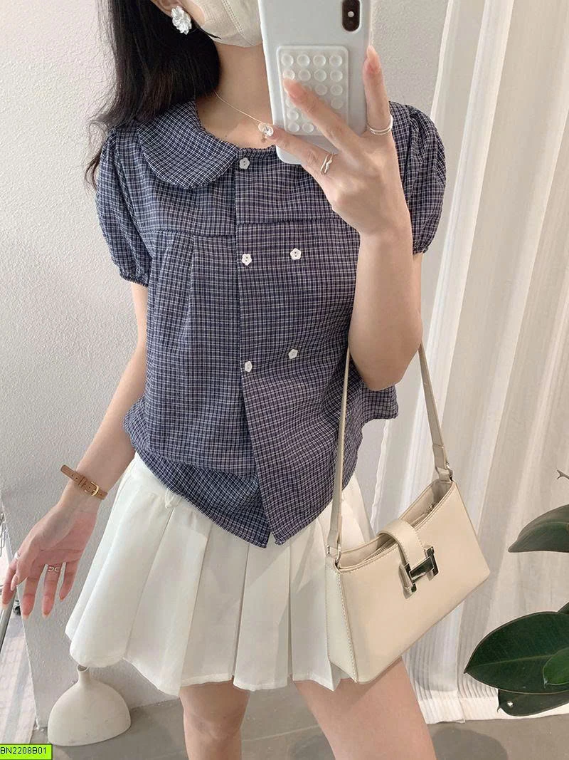 ÁO CARO CỔ SEN