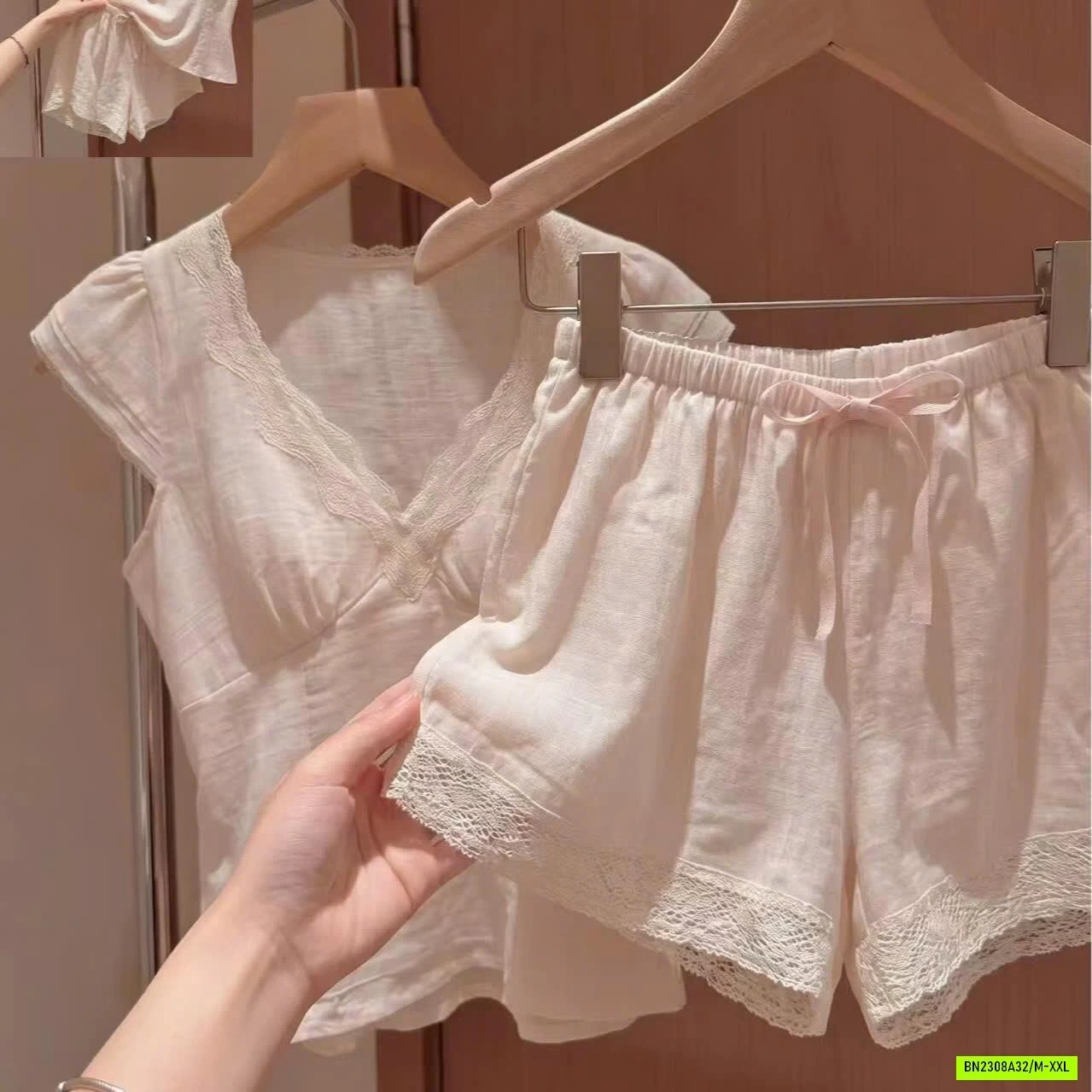 SET CỘC VIỀN REN KÈM ĐỆM