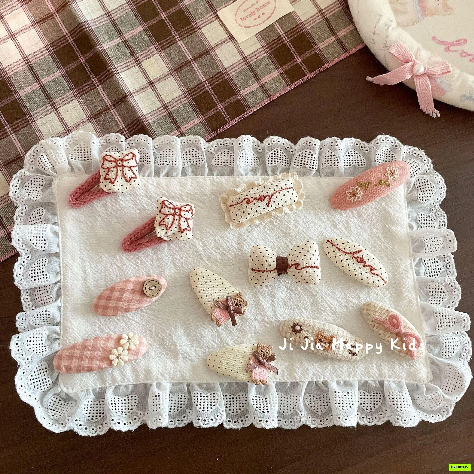BÌA 2 KẸP THỎ TONE HỒNG