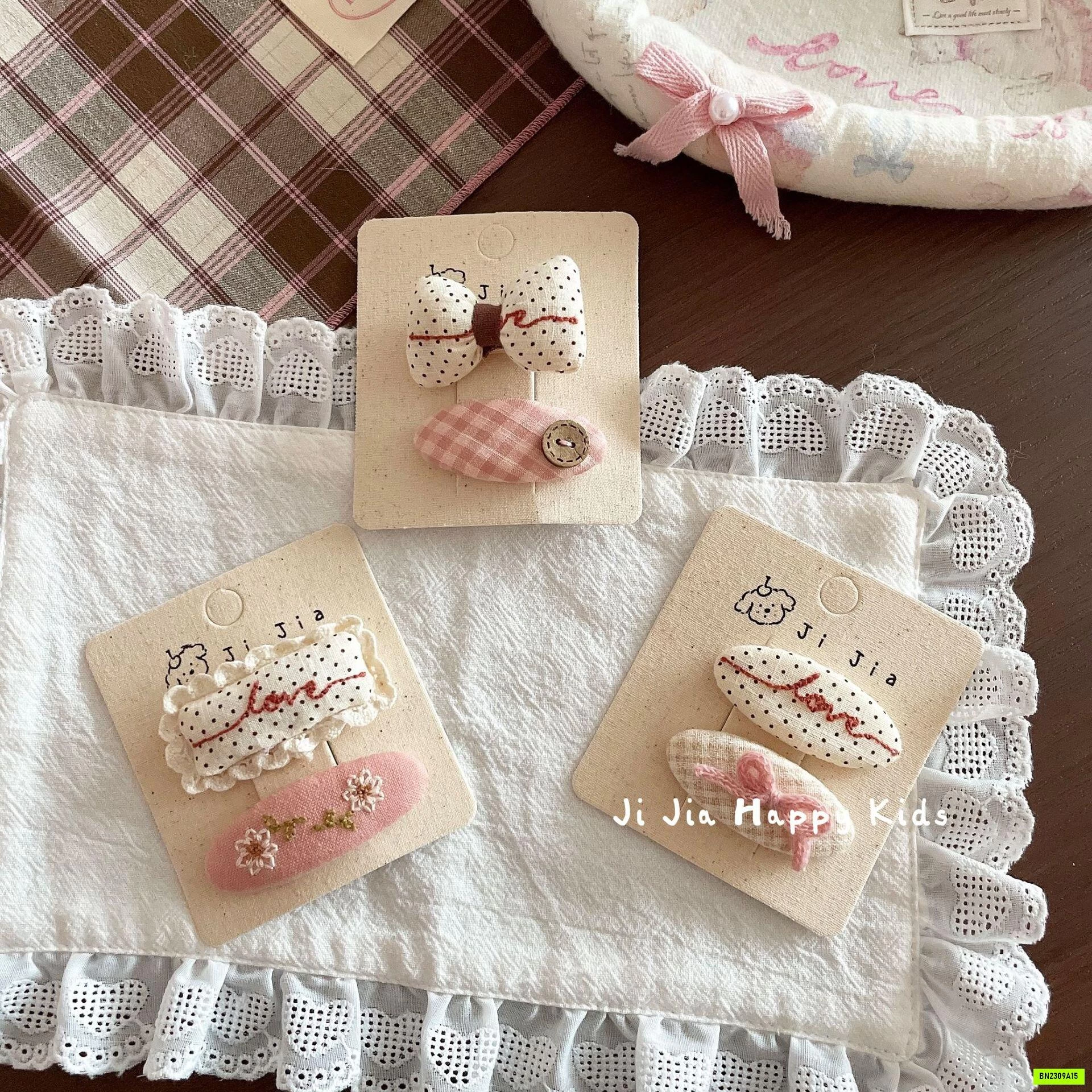 BÌA 2 KẸP THỎ TONE HỒNG