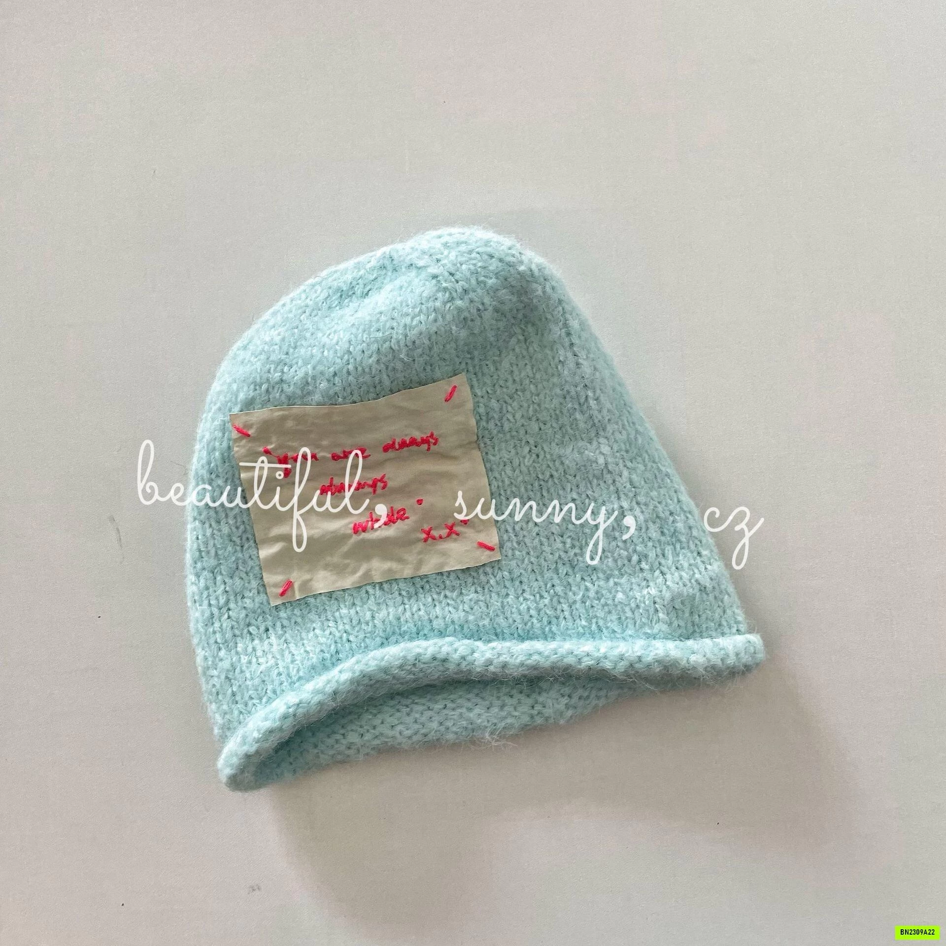 MŨ LEN KHÔNG VIỀN THÊU CHỮ
