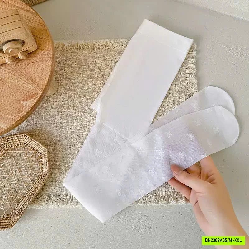 QUẦN TẤT LƯỚI NƠ XINH CHO BÉ