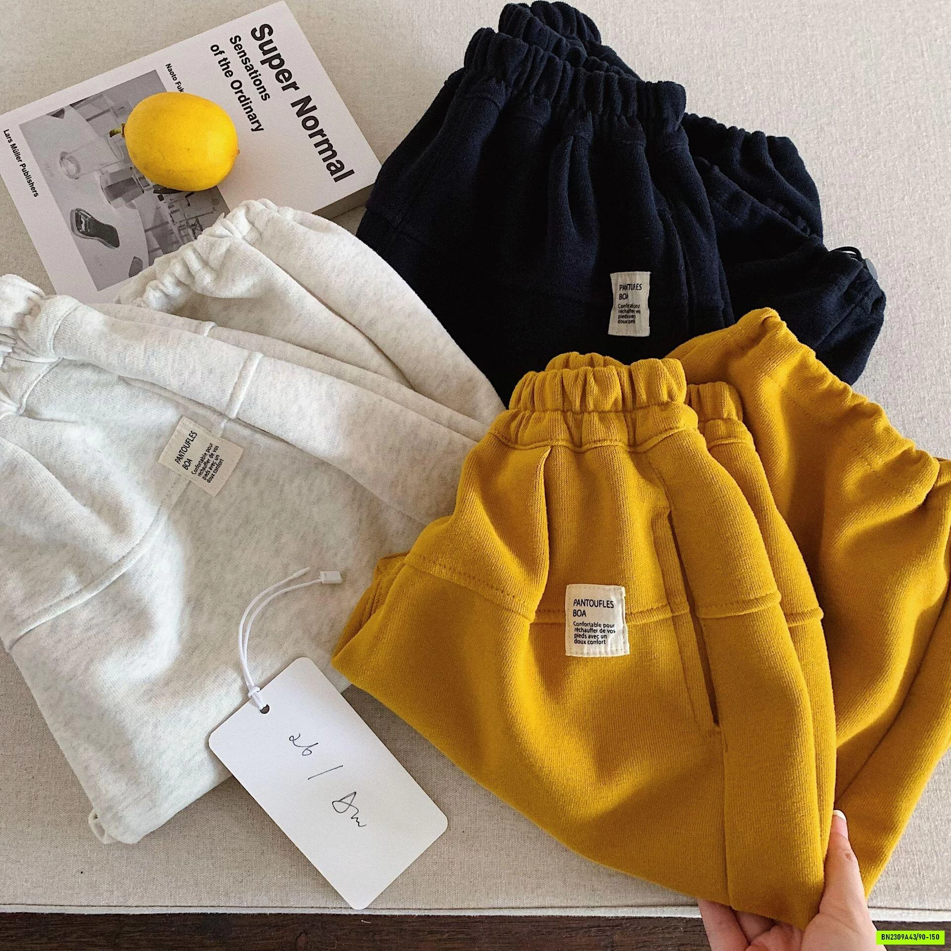 JOGGER NỈ TRƠN