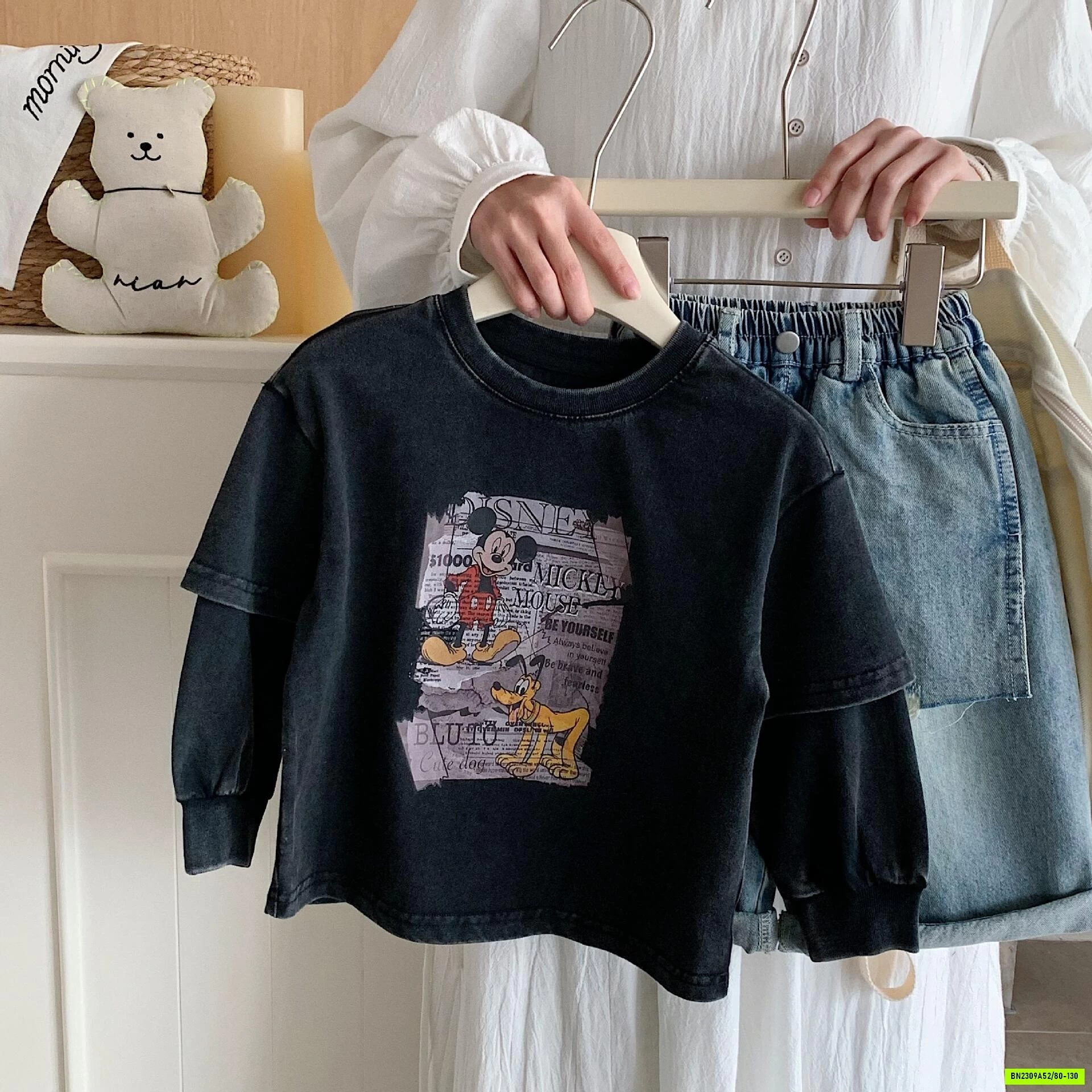 THUN MICKEY ĐEN BẠC MÀU TAY NỐI