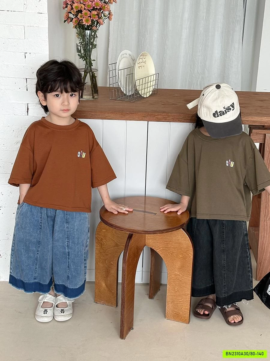 QUẦN JEANS ỐNG RỘNG TUA GẤU
