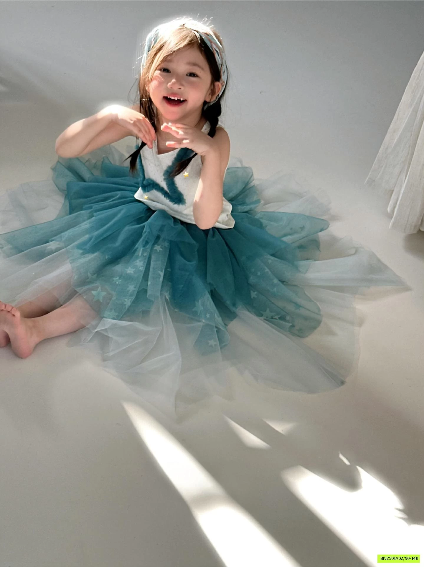 SÉT ÁO NGÔI SAO MIX CV TUTU LOANG MÀU