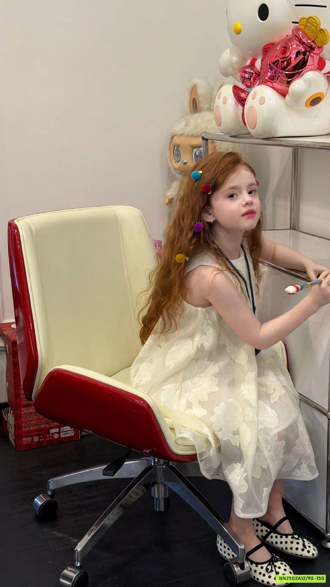 ĐẦM VOAN HOA CỔ YẾM