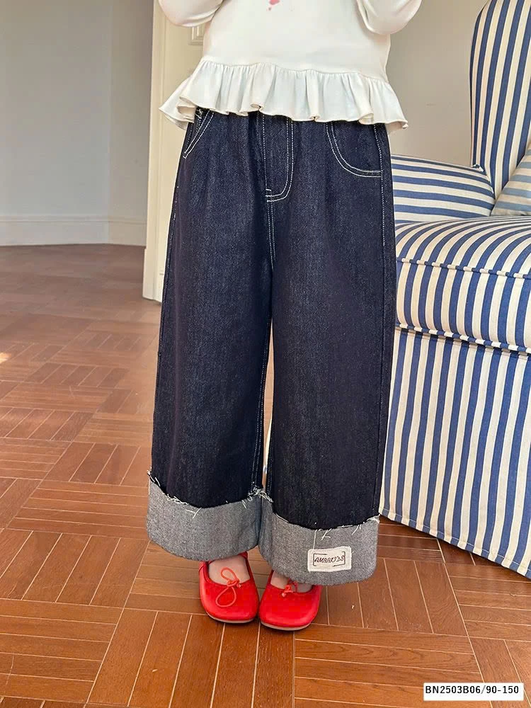 QUẦN JEAN XANH ĐẬM GẤP GẤ AMBB 25A008