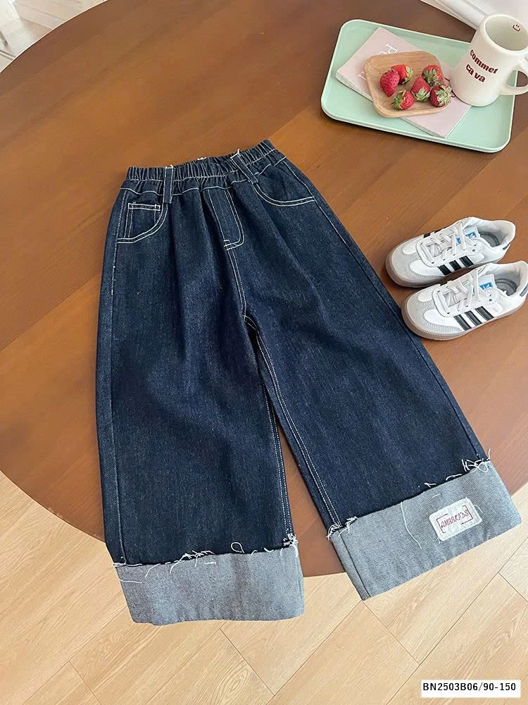 QUẦN JEAN XANH ĐẬM GẤP GẤ AMBB 25A008