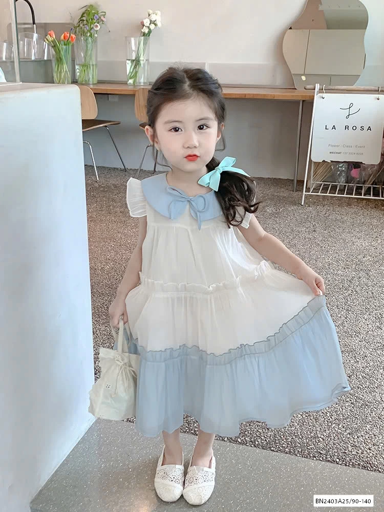 ĐẦM XÒE ĐUÔI CÁ PHỐI XANH