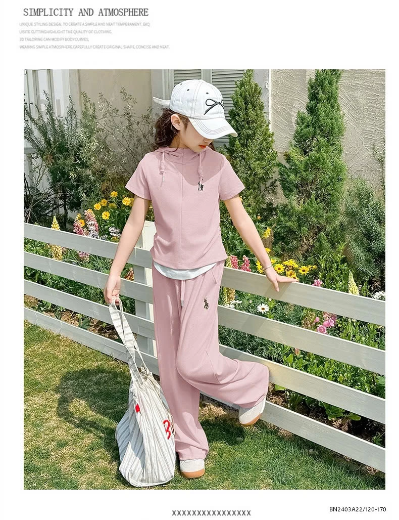 SÉT THỂ THAO THÊU NGỰA LIỀN MŨ