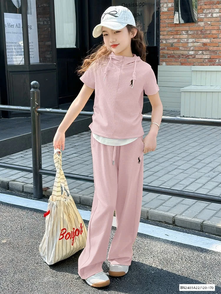 SÉT THỂ THAO THÊU NGỰA LIỀN MŨ