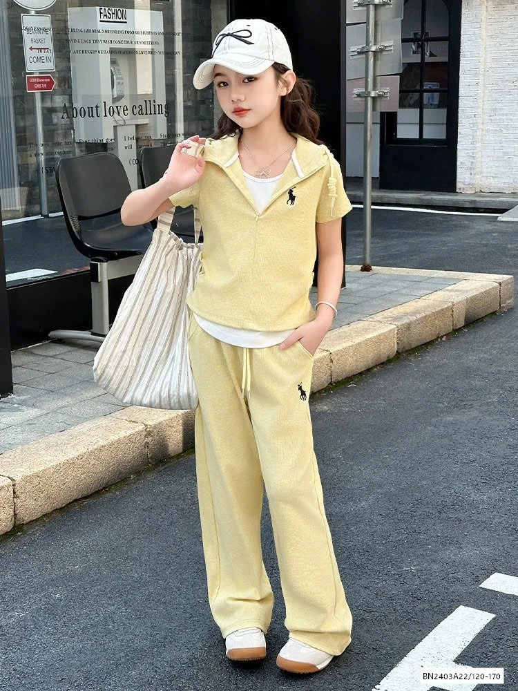 SÉT THỂ THAO THÊU NGỰA LIỀN MŨ