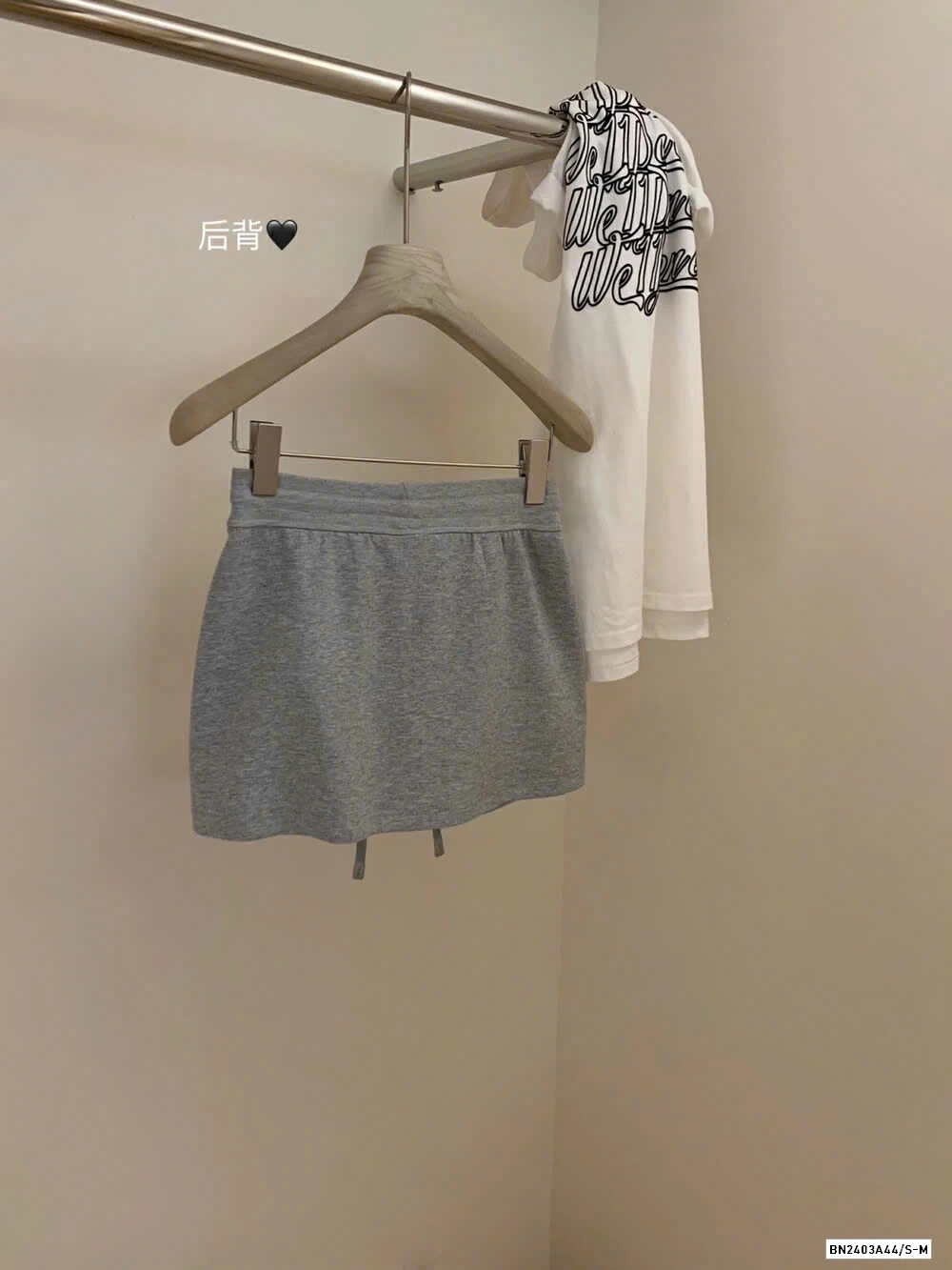 QUẦN VÁY CHỮ A WG.WE