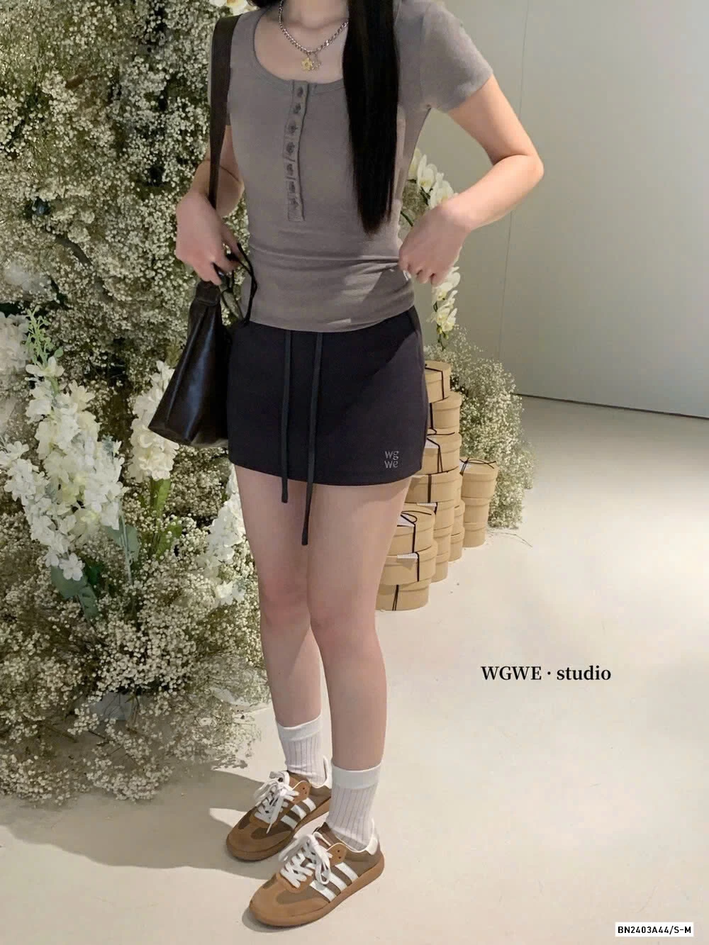 QUẦN VÁY CHỮ A WG.WE