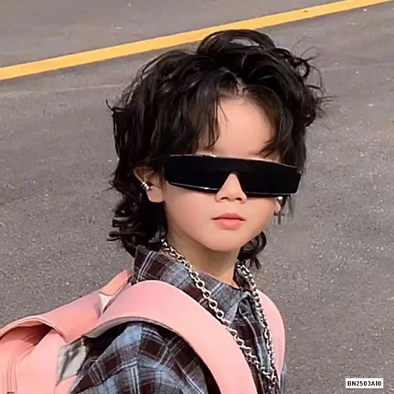 KÍNH RÂM PHỐI VIỀN MÀU BÉ