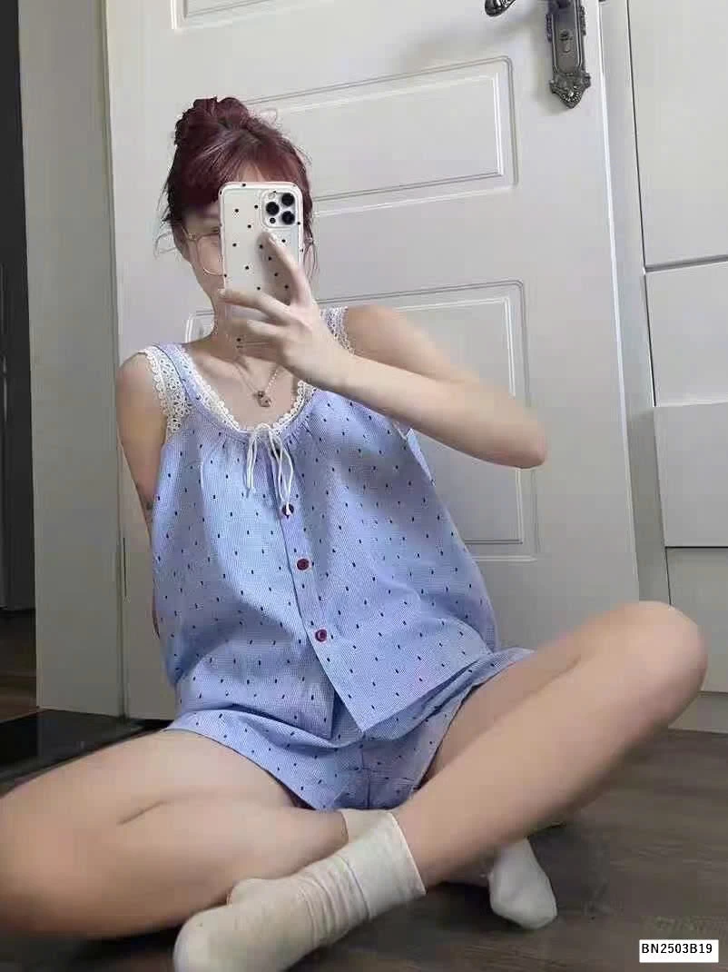 BỘ SÁT NÁCH XANH MẶC NHÀ