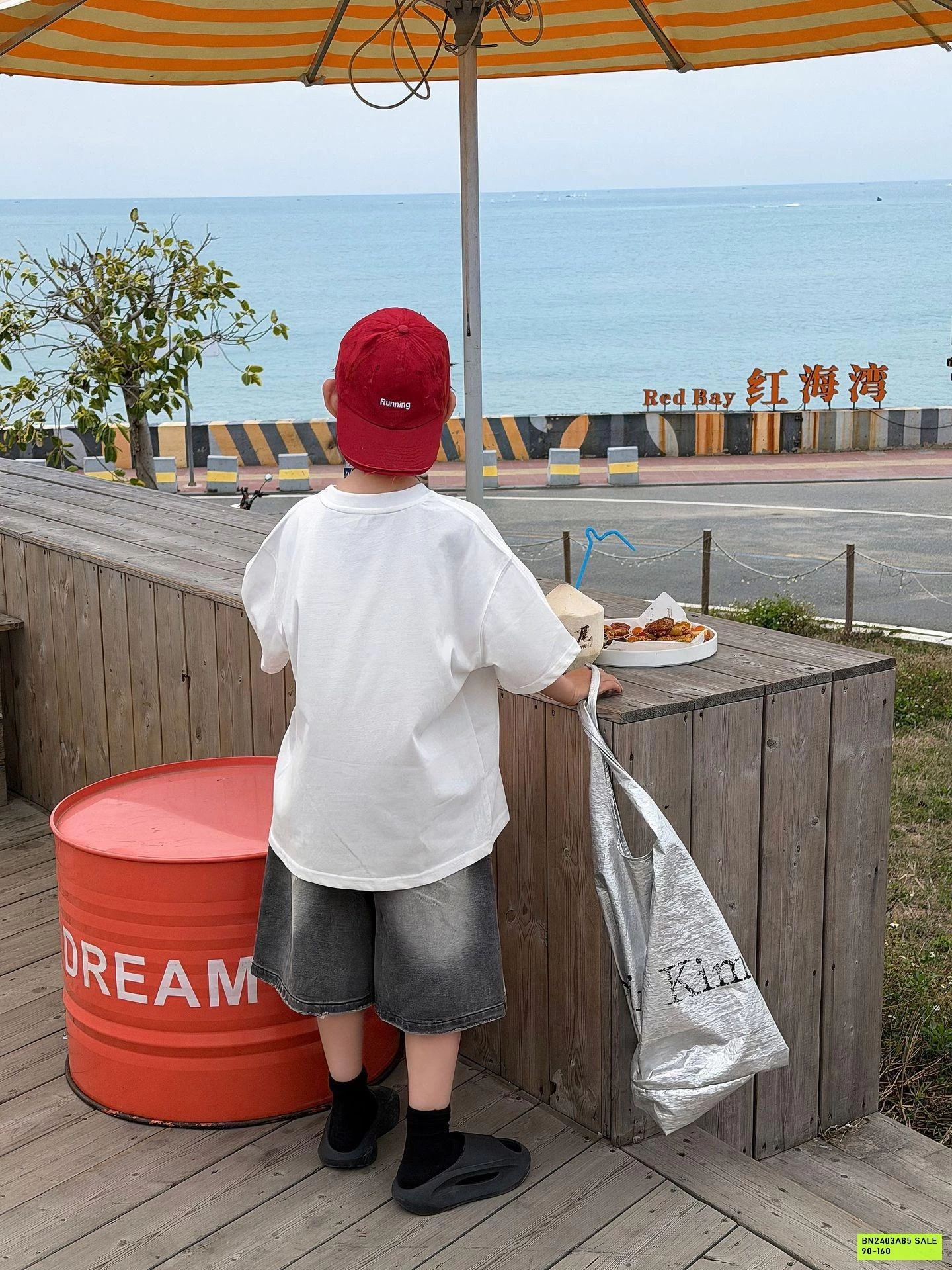 ÁO THUN TRẮNG IN CHỮ SẮC MÀU FANSHU