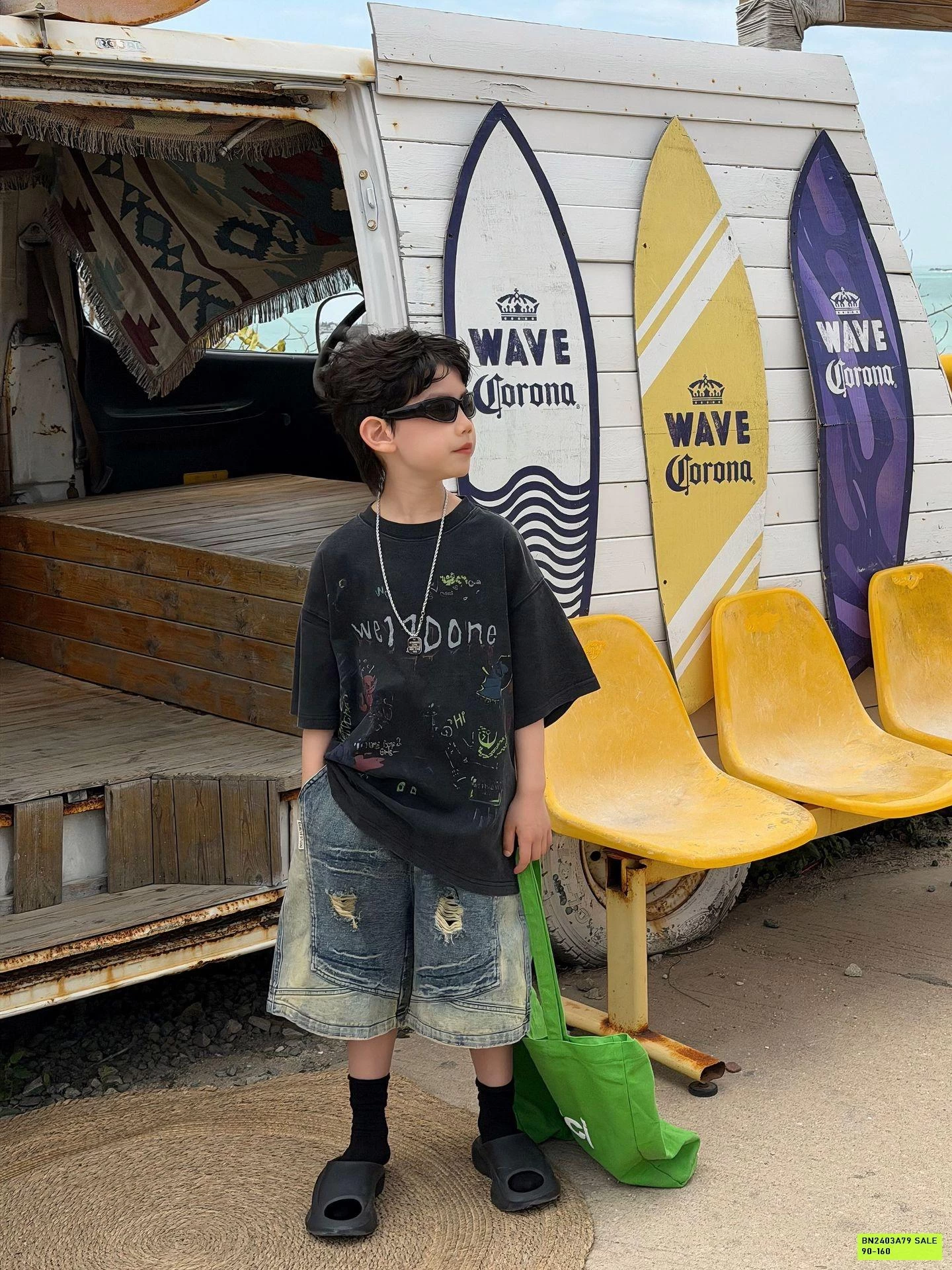 ÁO THUN ĐEN HỌA TIẾT NGỘ NGHĨNH FANSHU