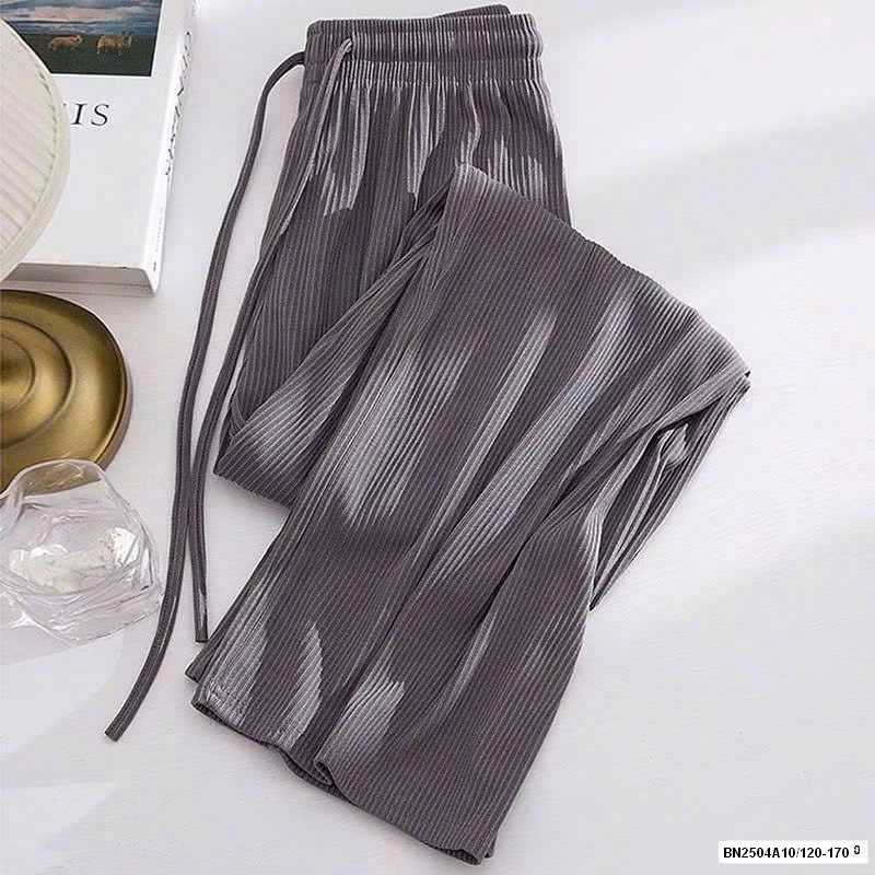 QUẦN SUÔNG TĂM BÉ GÁI