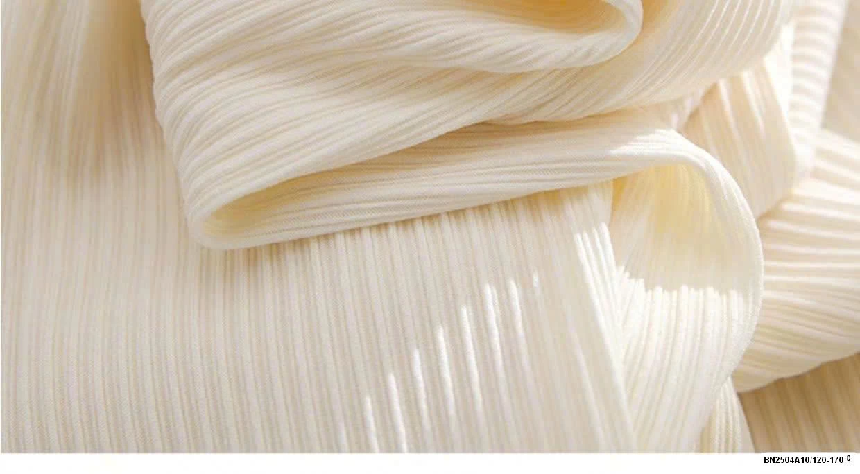 QUẦN SUÔNG TĂM BÉ GÁI