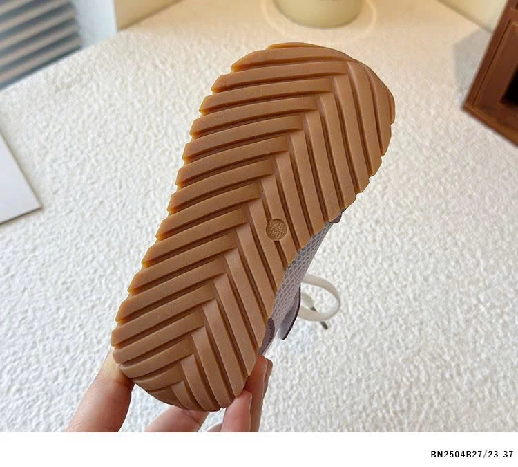 BST GIÀY THỂ THAO LƯỚI