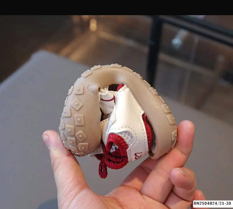 GIÀY THỂ THAO LƯỚI SZ NHÍ