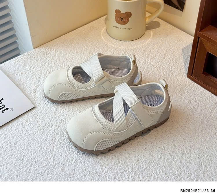 GIÀY QUAI DÁN THỐNG KHÍ