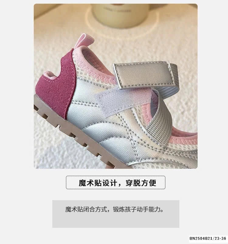 GIÀY QUAI DÁN THỐNG KHÍ