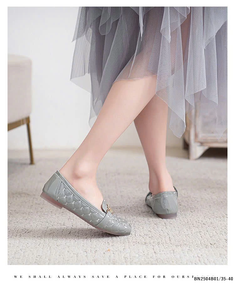 GIÀY BÚP BÊ ĐẾ BỆT CHỮ B