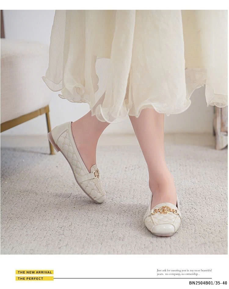 GIÀY BÚP BÊ ĐẾ BỆT CHỮ B