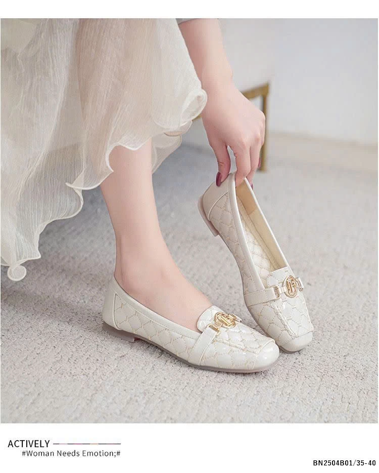 GIÀY BÚP BÊ ĐẾ BỆT CHỮ B