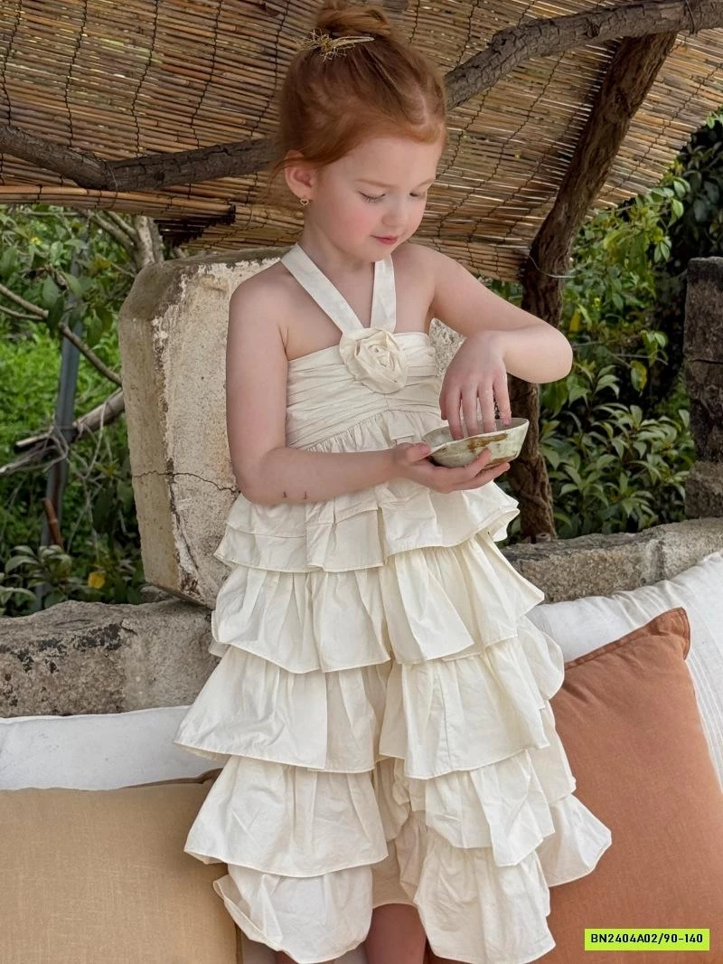 ĐẦM CÔNG CHÚA TRẮNG CỔ YẾM XẾP TẦNG