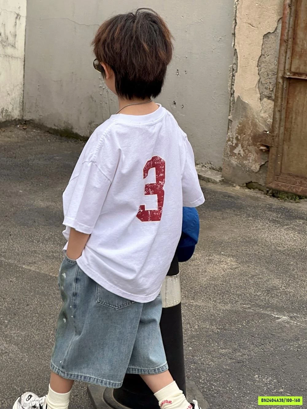 ÁO THUN TRẮNG EMD AFTE