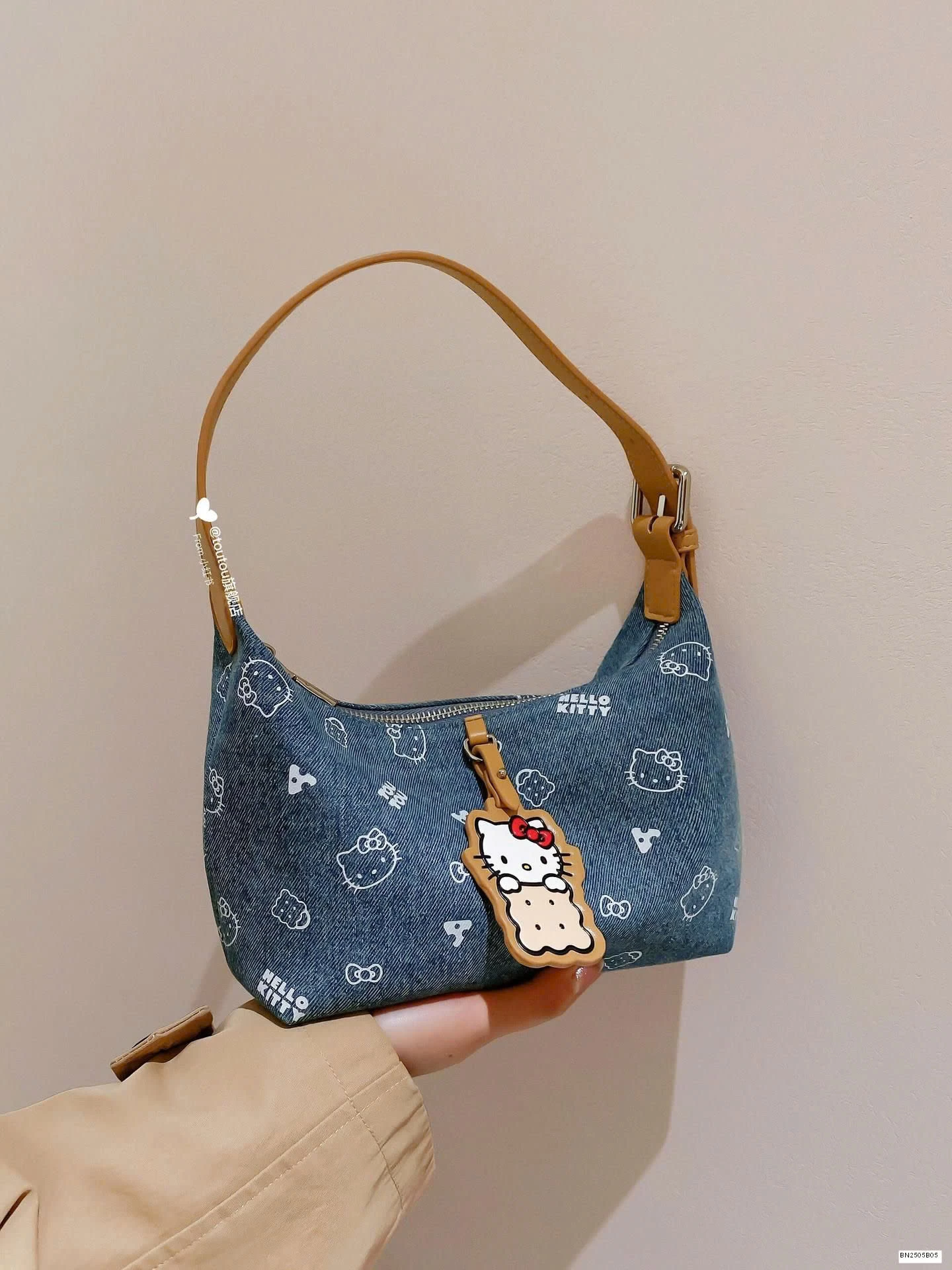 TÚI XÁCH ĐEO VAI KITTY