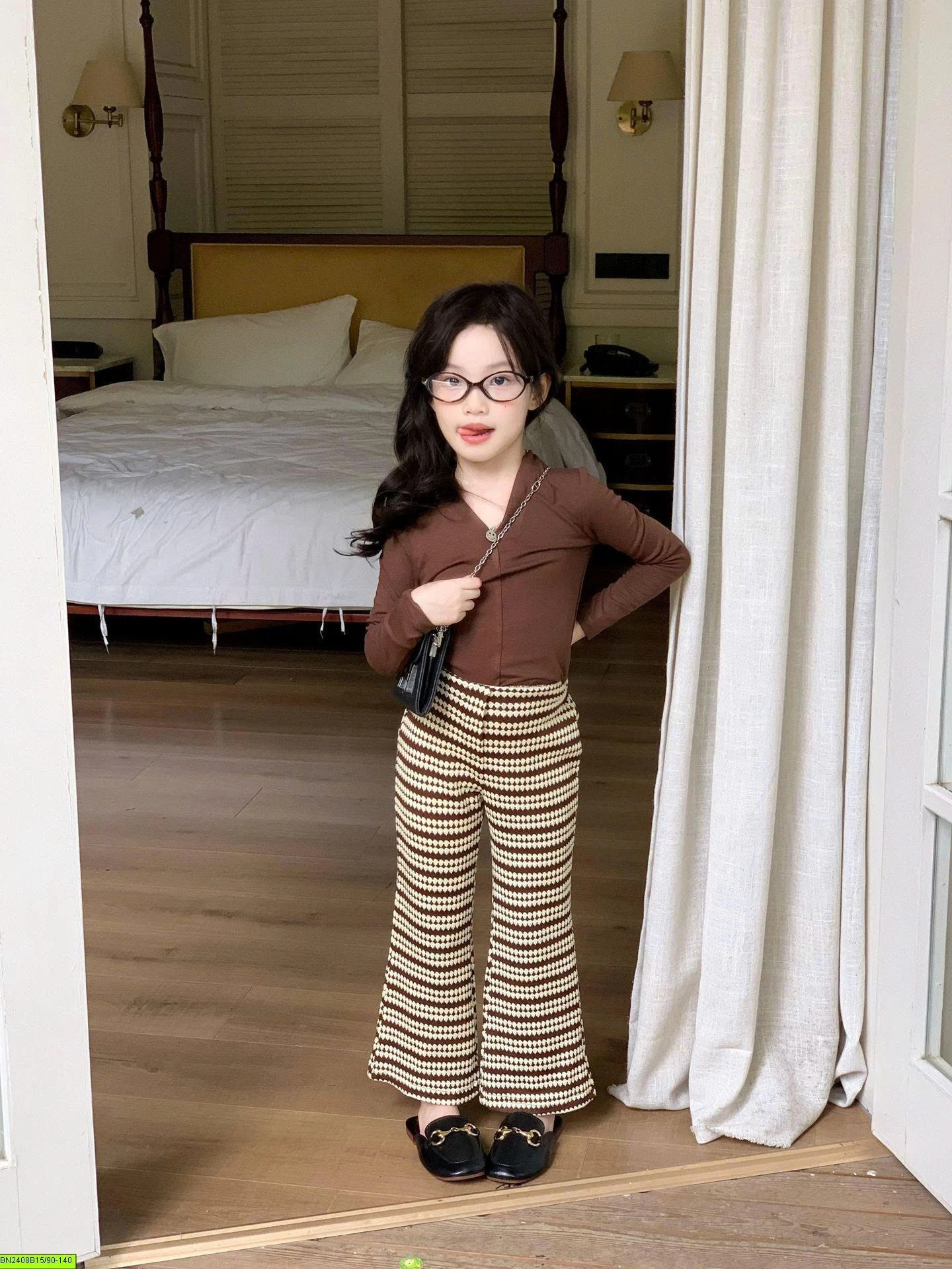 SET ÁO NÂU + QUẦN KẺ