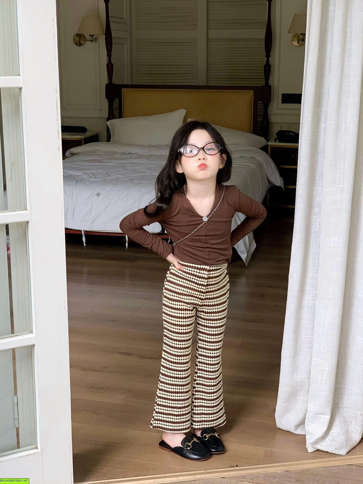 SET ÁO NÂU + QUẦN KẺ