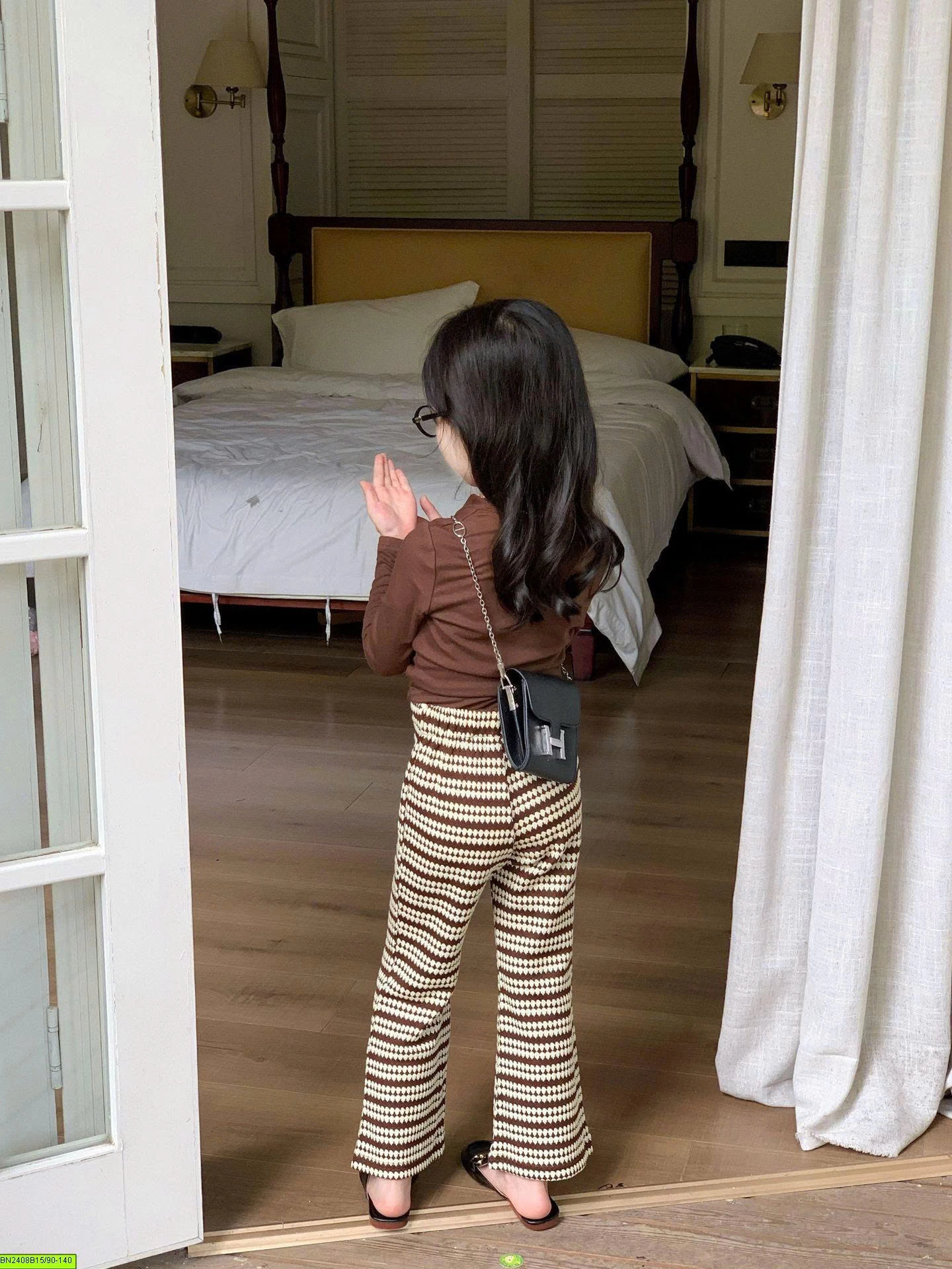 SET ÁO NÂU + QUẦN KẺ