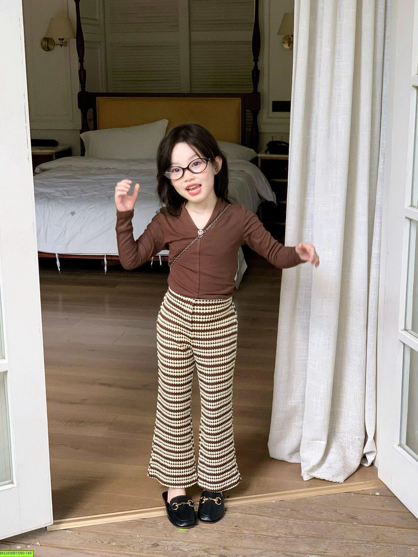 SET ÁO NÂU + QUẦN KẺ