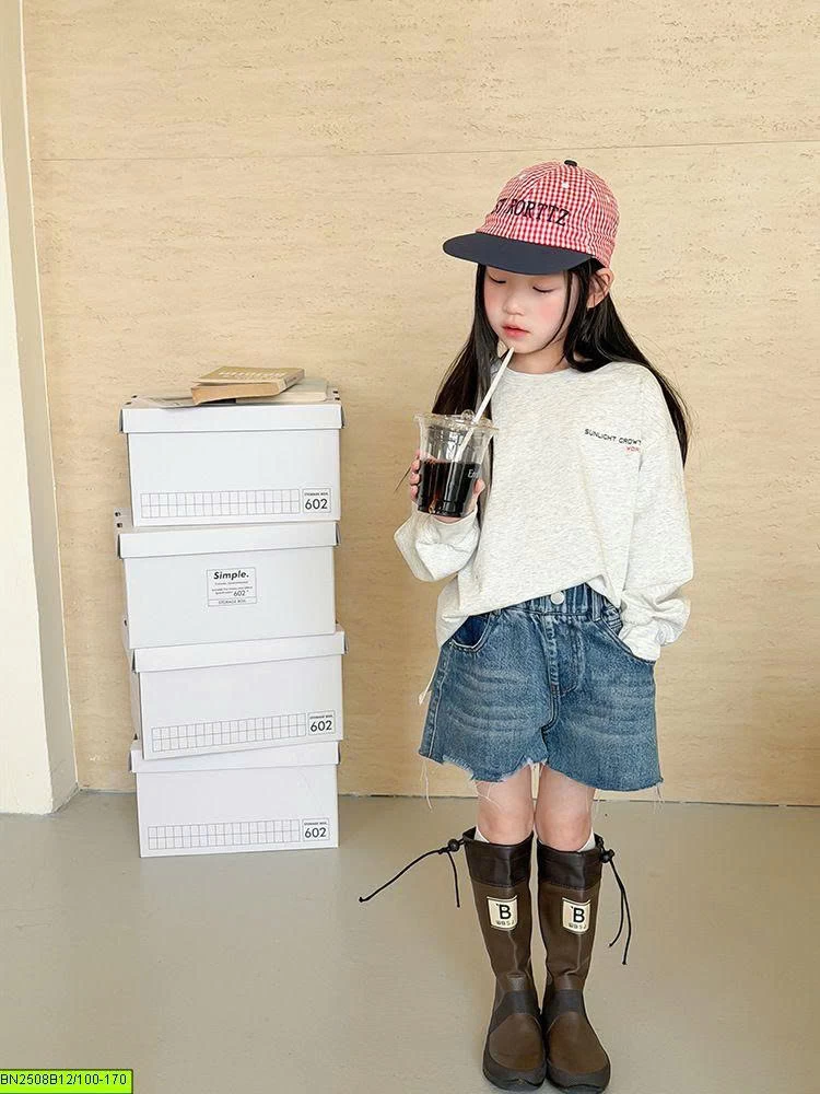 SET ÁO SUNLIGHT + QUẦN SHORT JEAN AMBB