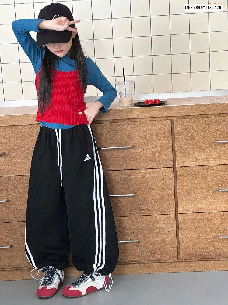 QUẦN THỂ THAO 3 SỌC