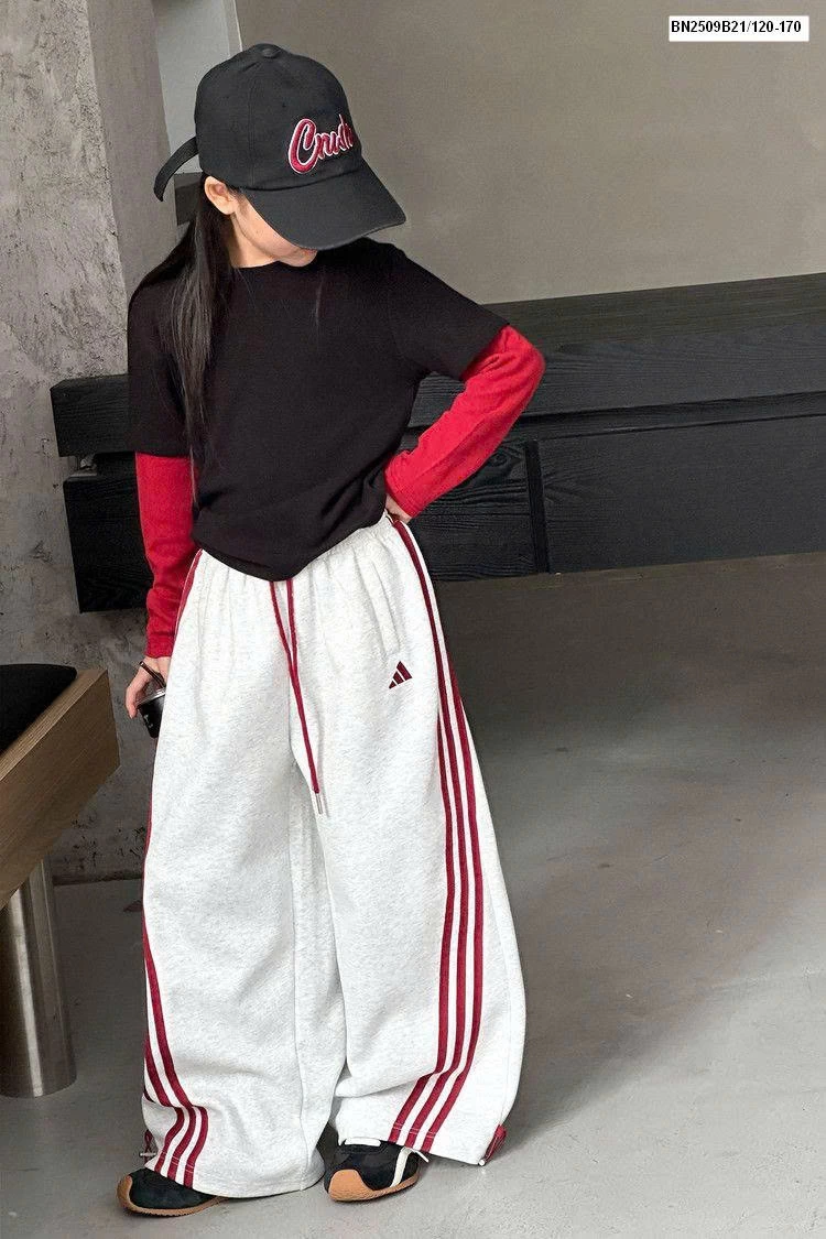 QUẦN THỂ THAO 3 SỌC