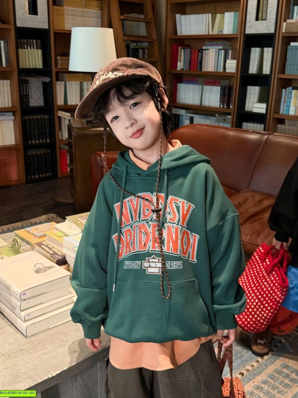 ÁO HOODIE CHỮ KUMAI