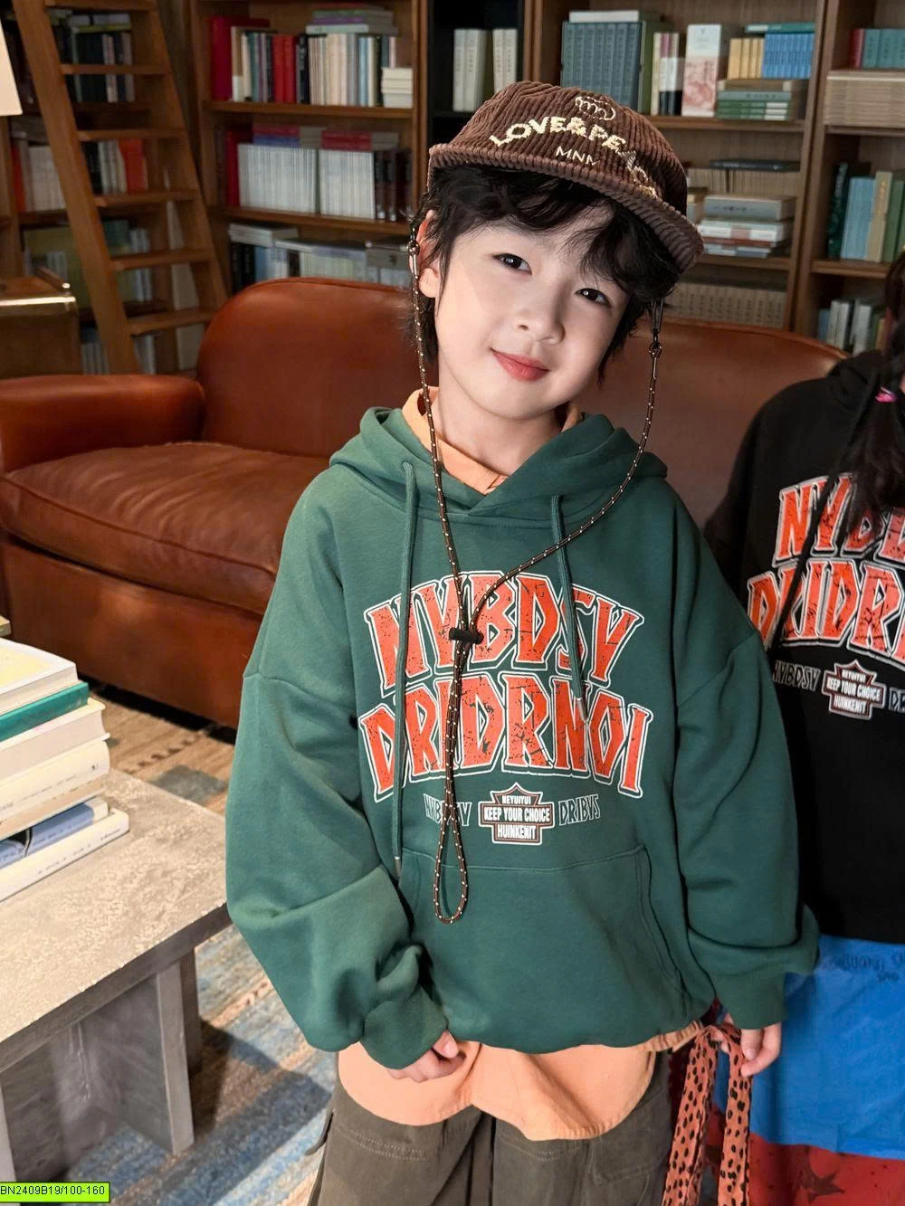 ÁO HOODIE CHỮ KUMAI